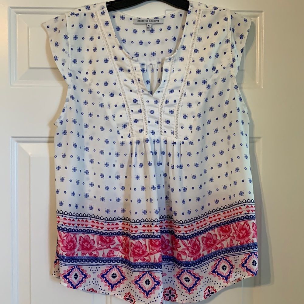 Collective Concepts extra large short sleeve blouse